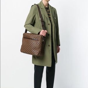 🌹SOLD🌹Authentic Louis Vuitton Computer Bag